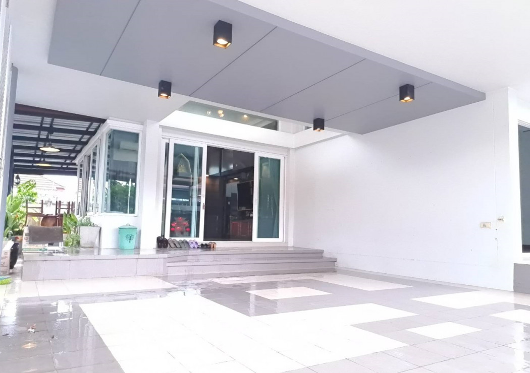 For SaleHouseHatyai Songkhla : House for sale, the house is ready to move in. House for sale, The Niche Kanchanasap (Baan Phru), house for sale in Hat Yai. Cheap detached house 312 sq m. 78 sq m. Quiet and peaceful.