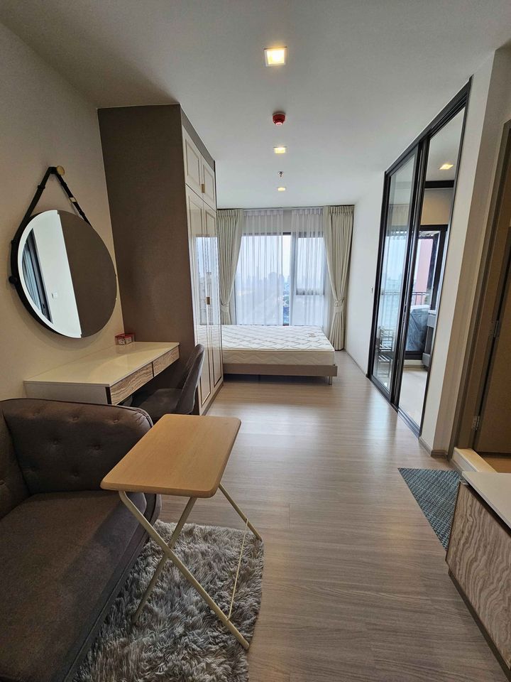 For RentCondoRama9, Petchburi, RCA : For rent, Life Asoke Hype 1 Bed 27 sqm. Studio, 27th floor, beautiful room, fully furnished, high floor, beautiful view.