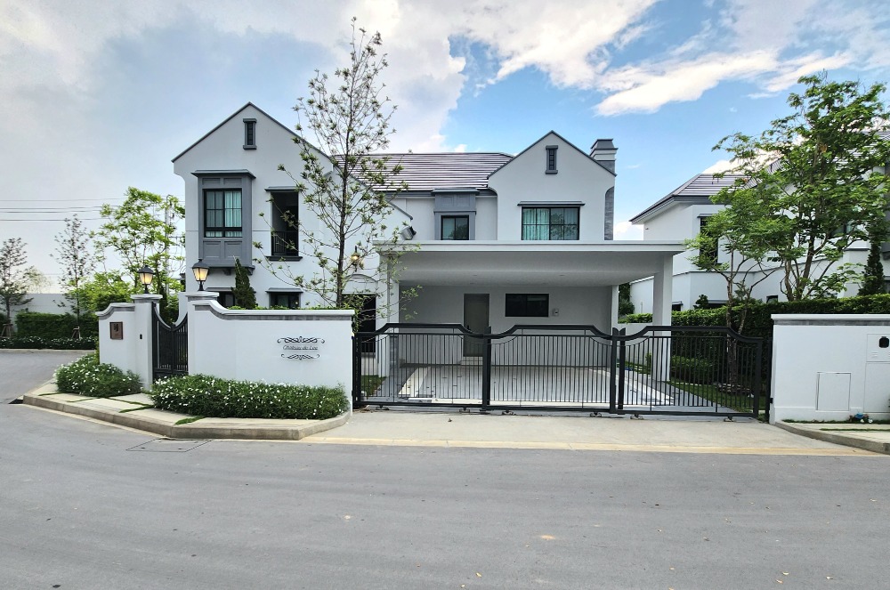 For RentHousePattanakan, Srinakarin : 📣For rent, a luxurious single house, Nantawan, Rama 9-Krungthep Kreetha, new house, corner house, the back of the house is not attached to any other house, land area 103.8 sq.w., usable area 302 sq.m., ready to move in, only 280,000/month.