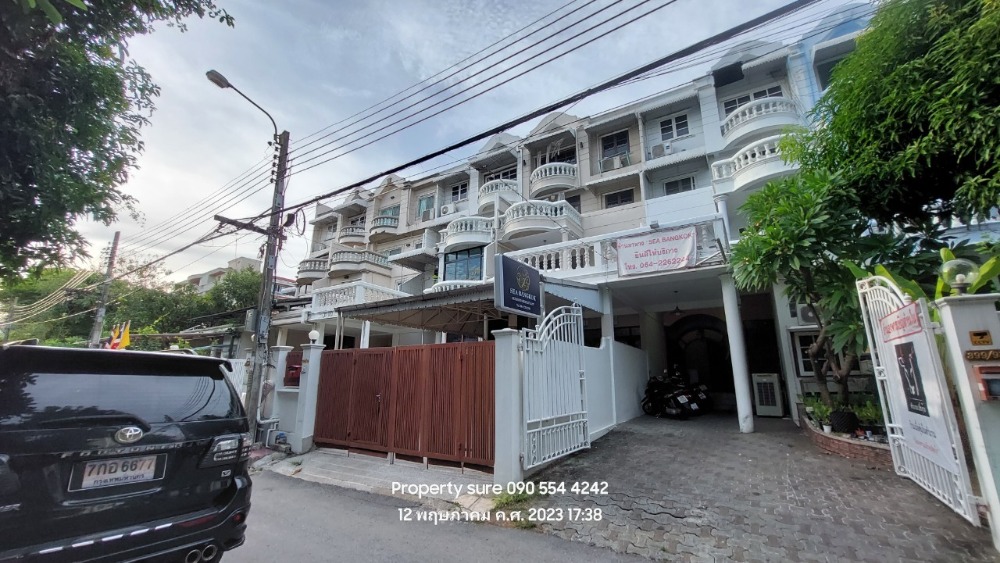 ให้เช่าทาวน์เฮ้าส์/ทาวน์โฮมสุขุมวิท อโศก ทองหล่อ : TownHome For Rent & Sale,Center of Thonglor, 7 minutes from BTS Thonglor 4-story building, Soi Thonglor 21, Fully Furnished & ready to move in,350 M. away from Thonglor Police Station,