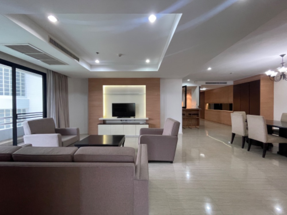 For RentCondoSukhumvit, Asoke, Thonglor : For rent CHAROENJAI PLACE 2 bedrooms near BTS Ekkamai.