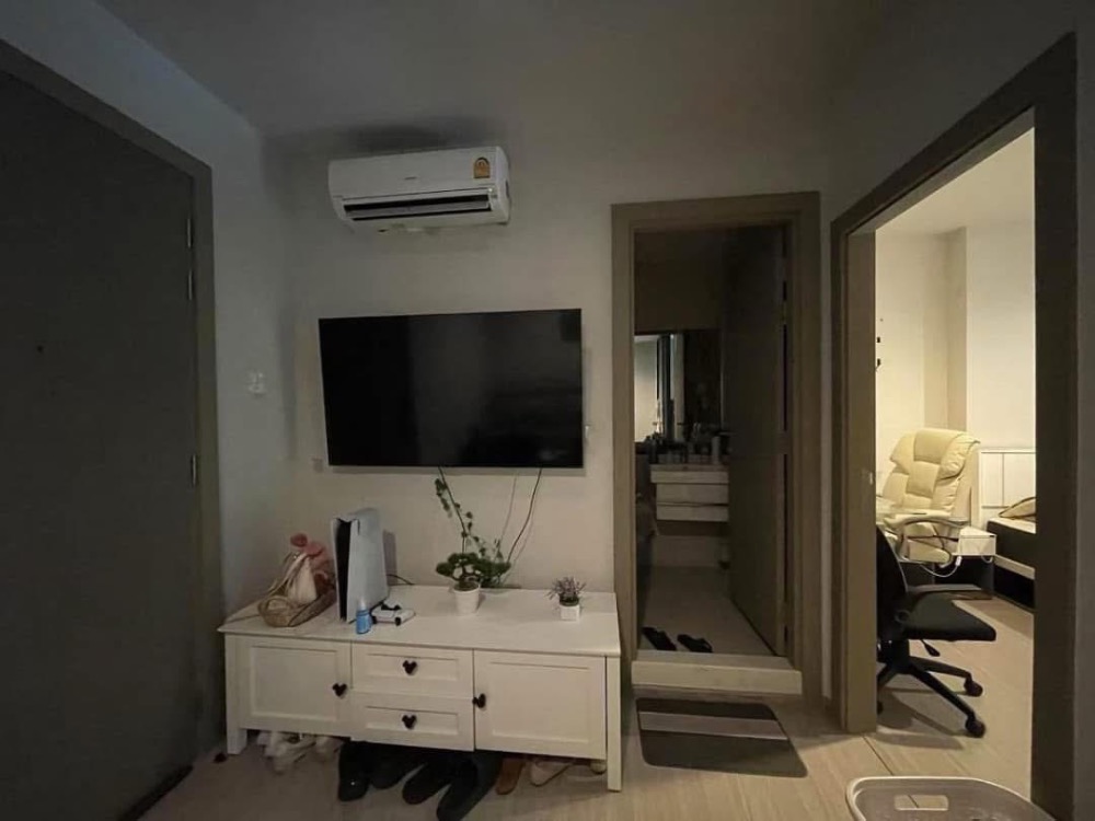 For SaleCondoRama9, Petchburi, RCA : 📌For sale: Condo Life asoke-rama9, size 1 bedroom, 1 bathroom, 33 sq m., selling for 4.3 million baht. New room, fully furnished, garden view, very good location, best price in the market, best common area, near MRT rama9 Call: 088-753-2858 Prai