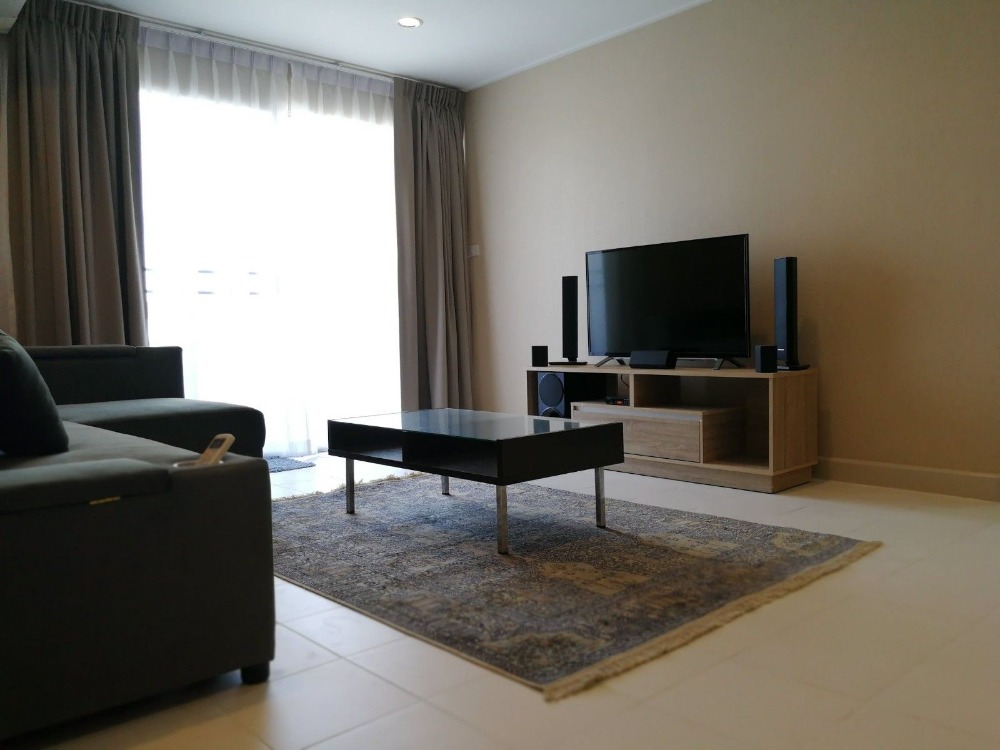 For SaleCondoWongwianyai, Charoennakor : Master View Executive Place, fully furnished, 120 sq m.