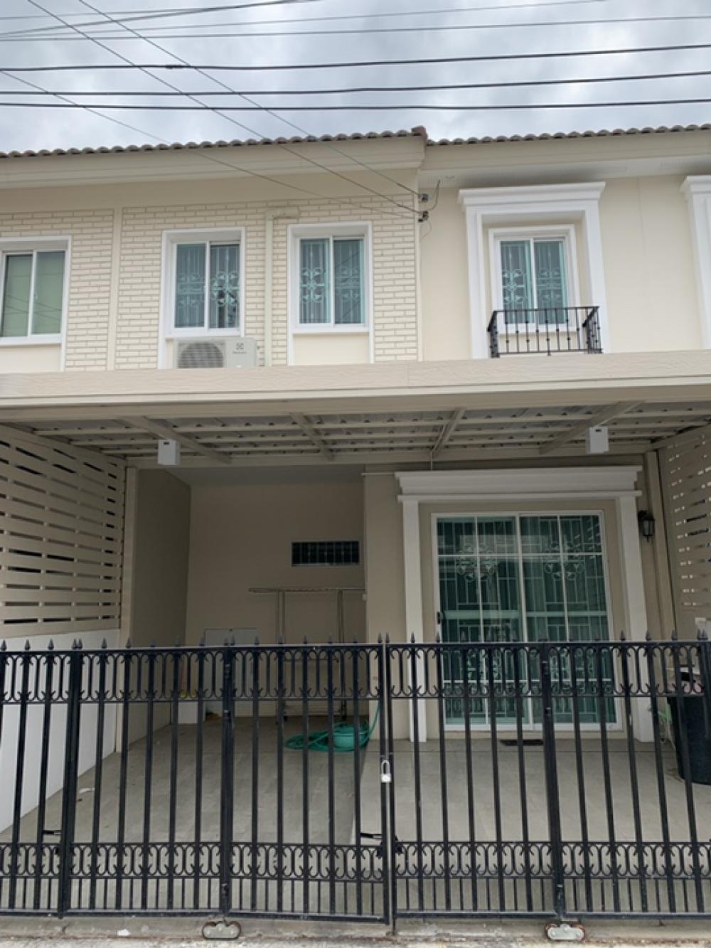 For SaleTownhouseMin Buri, Romklao : Urgent!! Selling a 2-storey townhouse, 3 bedrooms, 2 bathrooms, 1 multipurpose room, Soi Mistine, Ramkhamhaeng 💓