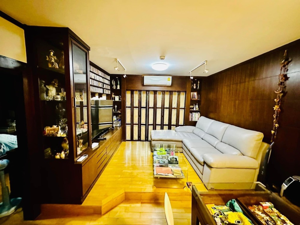 ขายคอนโดอารีย์ อนุสาวรีย์ : Adamas Phaholyothin / 1 Bedroom (FOR SALE), อดามาส พหลโยธิน / 1 ห้องนอน (ขาย) PLOYW221