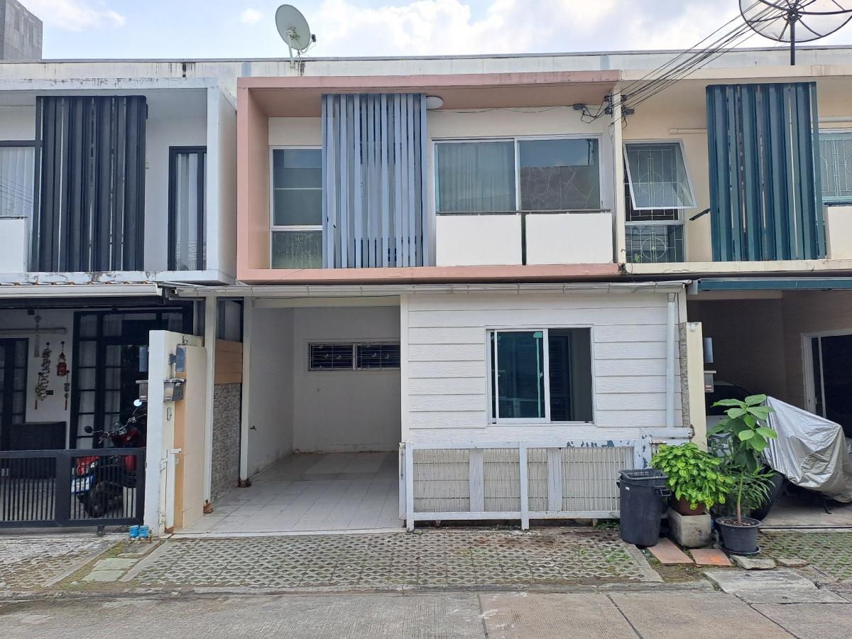 For RentTownhouseChokchai 4, Ladprao 71, Ladprao 48, : 2 -story townhouse 18 square meters, Planciti Nakniwat 48 3, 2 air, 4 air conditioners