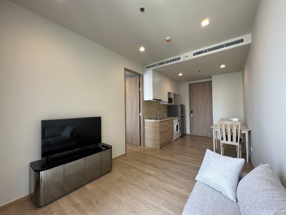 For RentCondoSukhumvit, Asoke, Thonglor : SK04840 Condo for rent, Noble Around Sukhumvit 33, near **BTS Phrom Phong**.