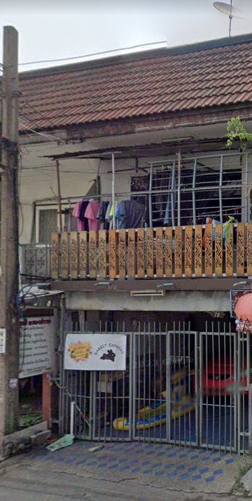 For SaleShophouseChokchai 4, Ladprao 71, Ladprao 48, : Commercial building, 2 floors, 17 square wah, Soi Chokchai 4 intersection 18, Ladprao Road, price 3.5 million