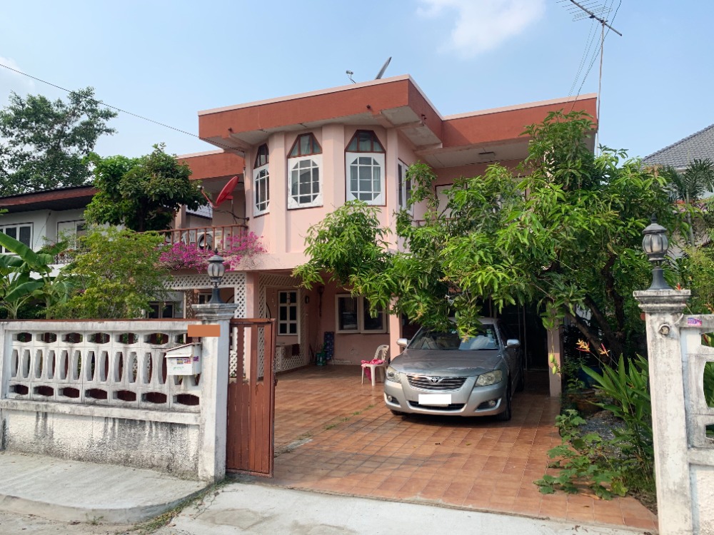 For SaleHouseKaset Nawamin,Ladplakao : Sell Single House Sena Niwet Village 3 bed 3 bath 9.89 MB