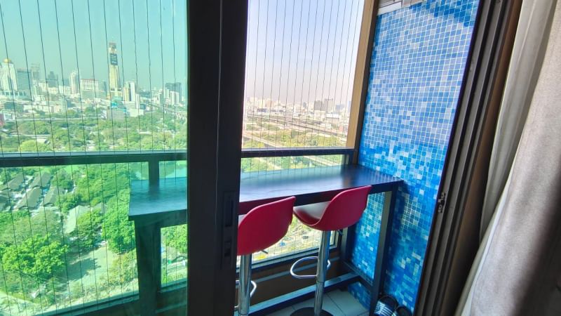 For RentCondoRama9, Petchburi, RCA : Lumpini Suite for rent Phetchaburi - Makkasan, large room, 40 sq m., 2 bedrooms, 1 bathroom, high floor, beautiful view