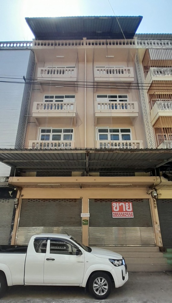 For SaleShophousePinklao, Charansanitwong : Selling a 4-storey building #Boromarajonani 119, area 42 sq m #well decorated #Office price 8.50 million baht #ready to move in #Waehouse