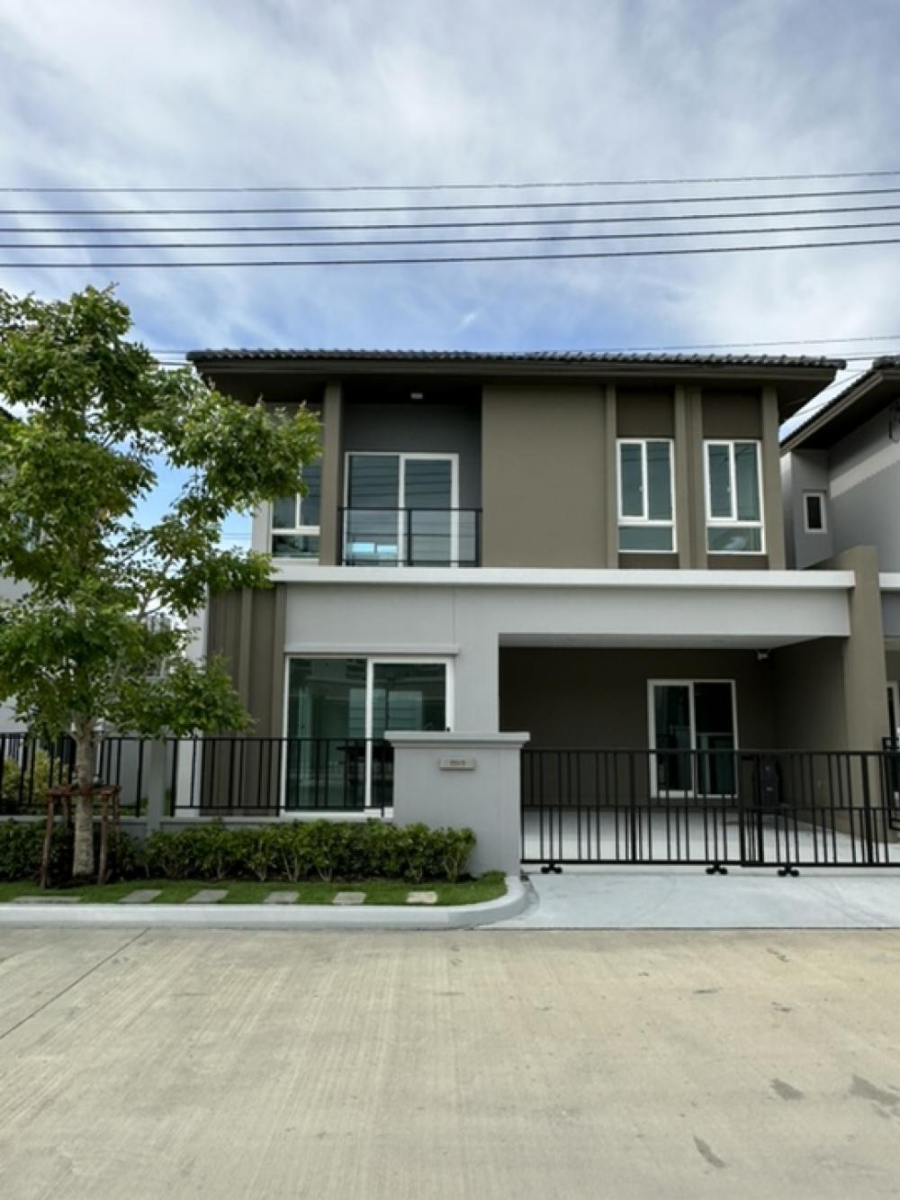 ให้เช่าบ้านสมุทรปราการ สำโรง : New house for rent at Grand Pleno Mega Bangna. Welcome agent