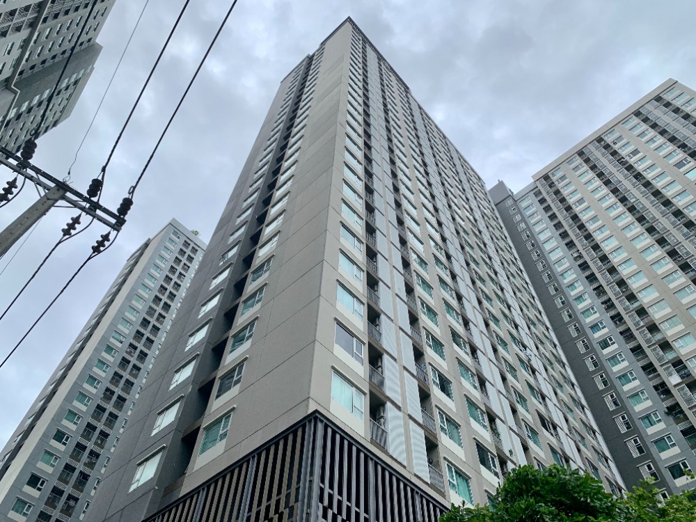 For SaleCondoSamut Prakan,Samrong : Condo for sale, corner room, Aspire Erawan Tower B, condo near BTS Chang Erawan, 2-Bedroom type, 10th floor, size 48.07 sq m.