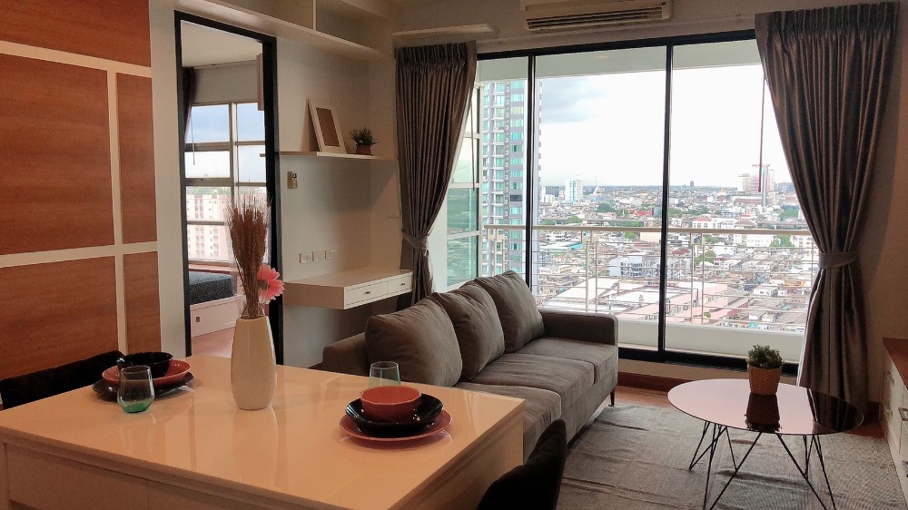 For SaleCondoRatchathewi,Phayathai : Condo for sale, golden location, Baan Klang Krung, Siam-Pathumwan, 55 sq m., 1 bedroom, 1 bathroom.