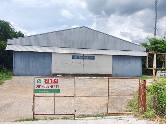 For SaleWarehouseRayong : Land for sale, 2 rai with factory, and Ror. 4, suitable for warehouse, factories, next to Highway No. 3471, near Chum Saeng intersection, Bangbut, Ban Khai, Rayong.