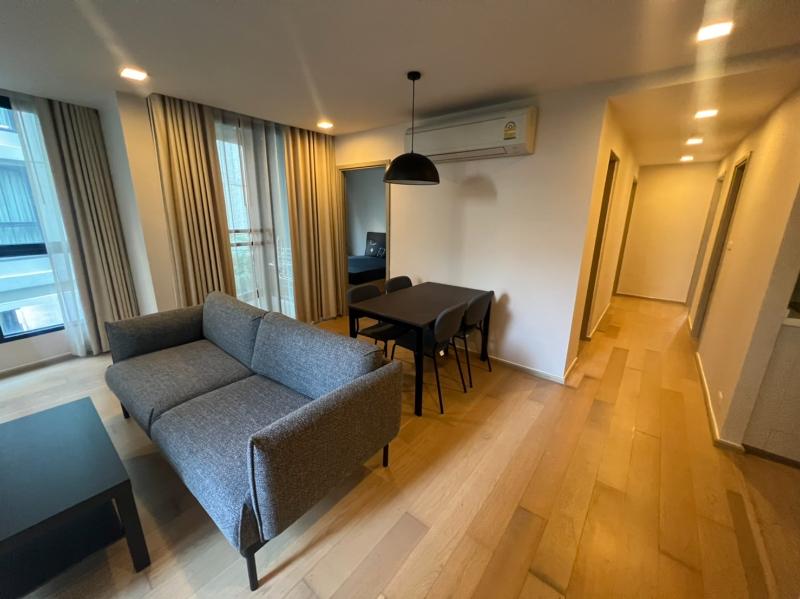 For SaleCondoSukhumvit, Asoke, Thonglor : Condo For Sale Liv@49 3 Bedroom 2 Bathroom 95 sqm