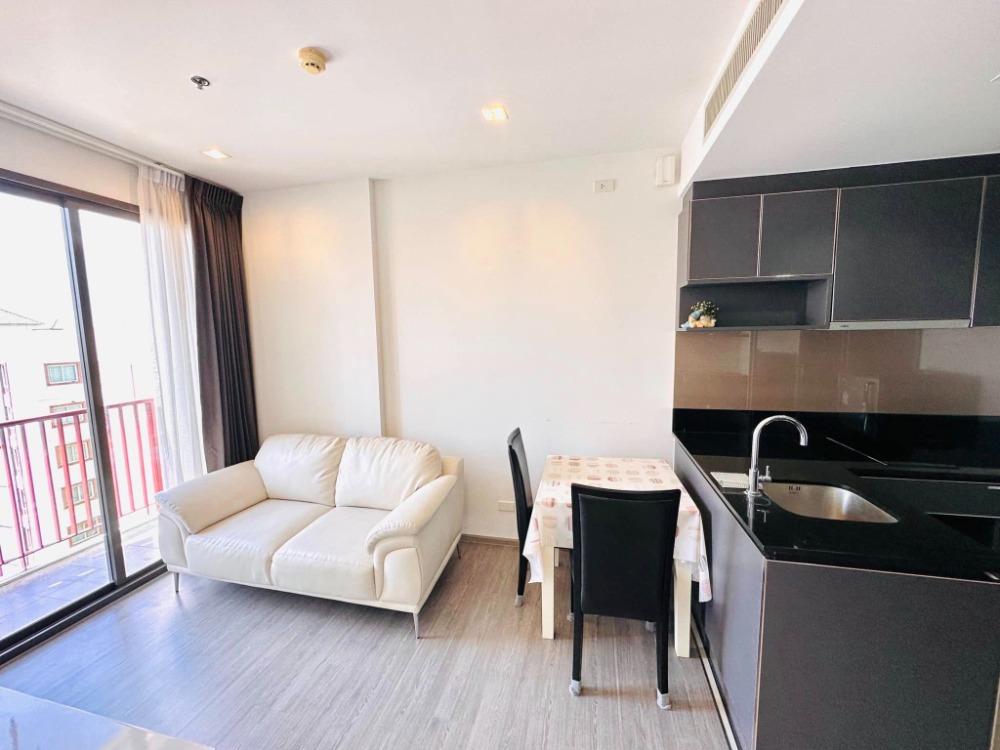 For RentCondoWongwianyai, Charoennakor : 🔐#OL2306_054 🔐🗓️ Available and ready to move in 🗓️𝐅𝐨𝐫 𝐑𝐞𝐧𝐭 ( 36 𝐬𝐪𝐦𝐚. 1𝐛𝐞𝐝, 1𝐛𝐚𝐭𝐡 )𝐍𝐘𝐄 𝐛𝐲 𝐒𝐀𝐍𝐒𝐈𝐑𝐈