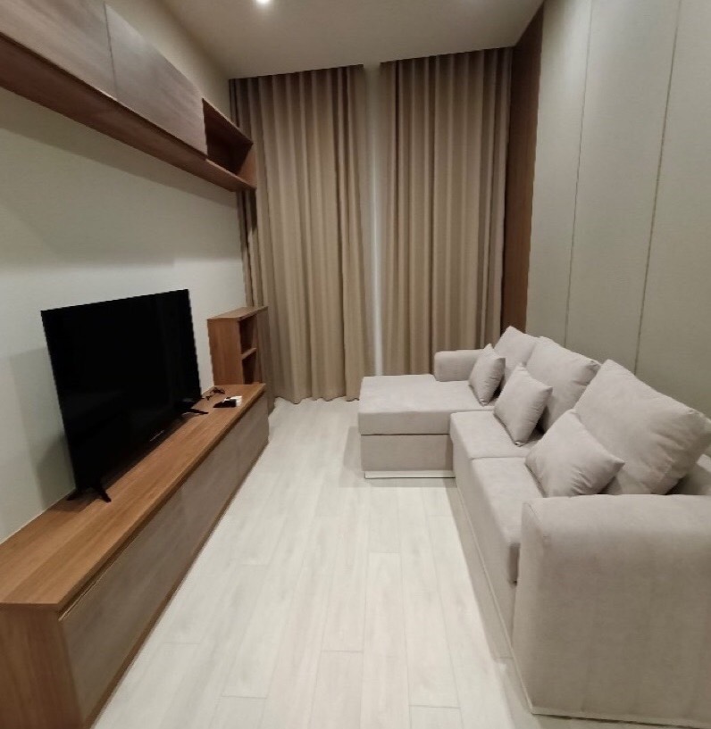 For SaleCondoWitthayu, Chidlom, Langsuan, Ploenchit : 🔥 For sale, Noble Ploenchit, 1 bedroom near BTS Ploenchit.