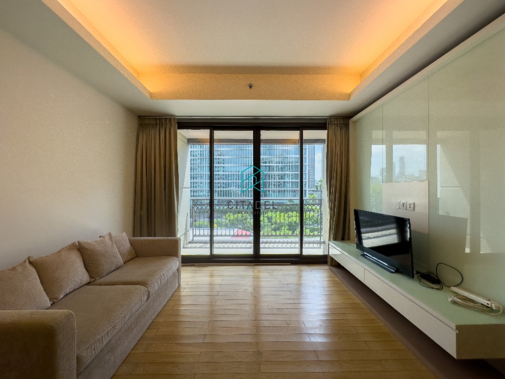 For RentCondoWitthayu, Chidlom, Langsuan, Ploenchit : Fully Furnished 2 Beds Condo for Rent!