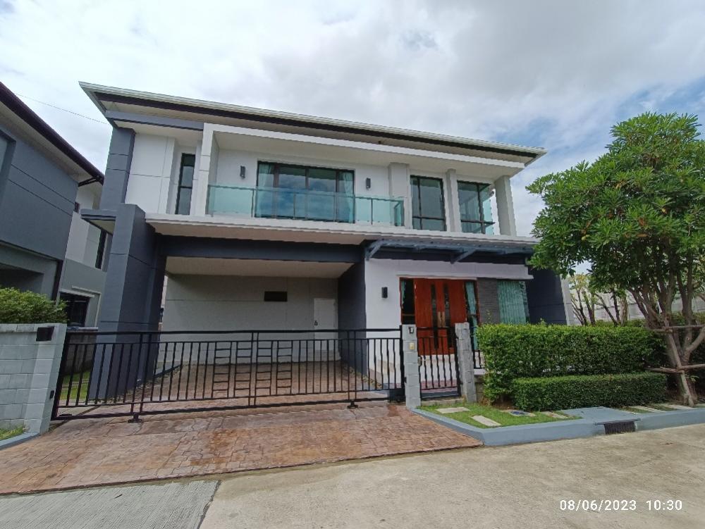 For RentHouseBangna, Bearing, Lasalle : house for rent The City Bangna km.7, area 102 square wah, 4 bedrooms, 4 bathrooms