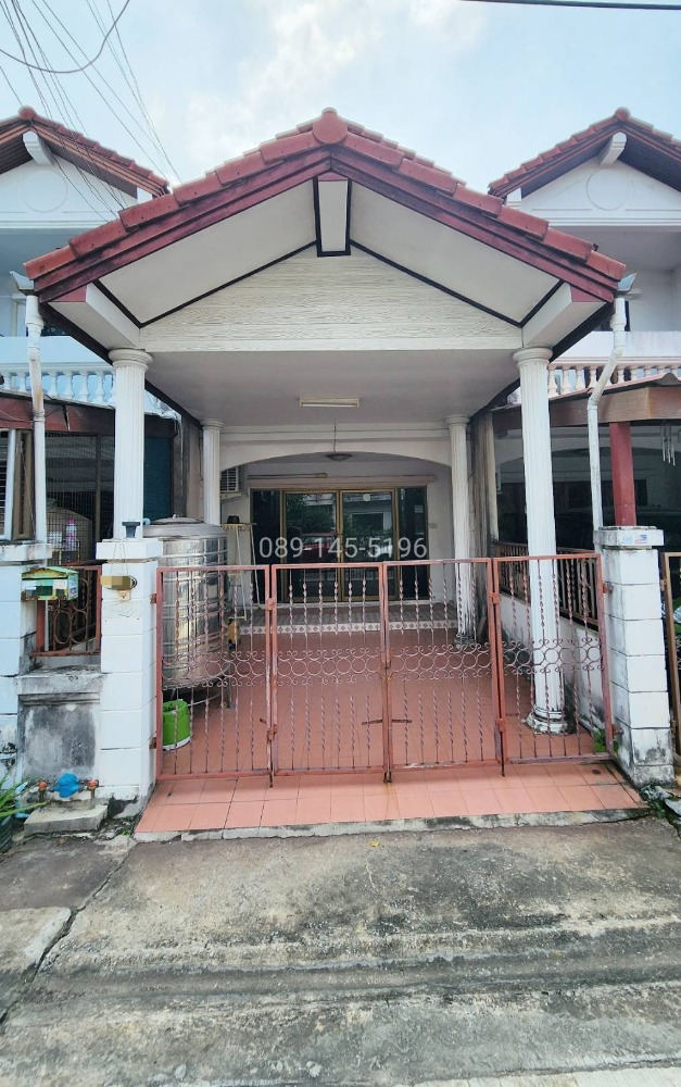 For SaleTownhouseChaengwatana, Muangthong : Urgent sale, townhome, River home, Pak Kret, Chaengwattana, fully renovated, in very good condition, can park.