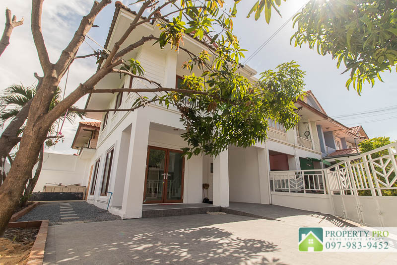 For SaleTownhouseNonthaburi, Bang Yai, Bangbuathong : EL23S-015 Townhome for Sale Pruksa 10, 3 bedroom 32 sqw 128 sqm Newly Renovated, Near Westgate, Kanchanaphisek, Bang Bua Thong, Bang Kruai, Sai Noi