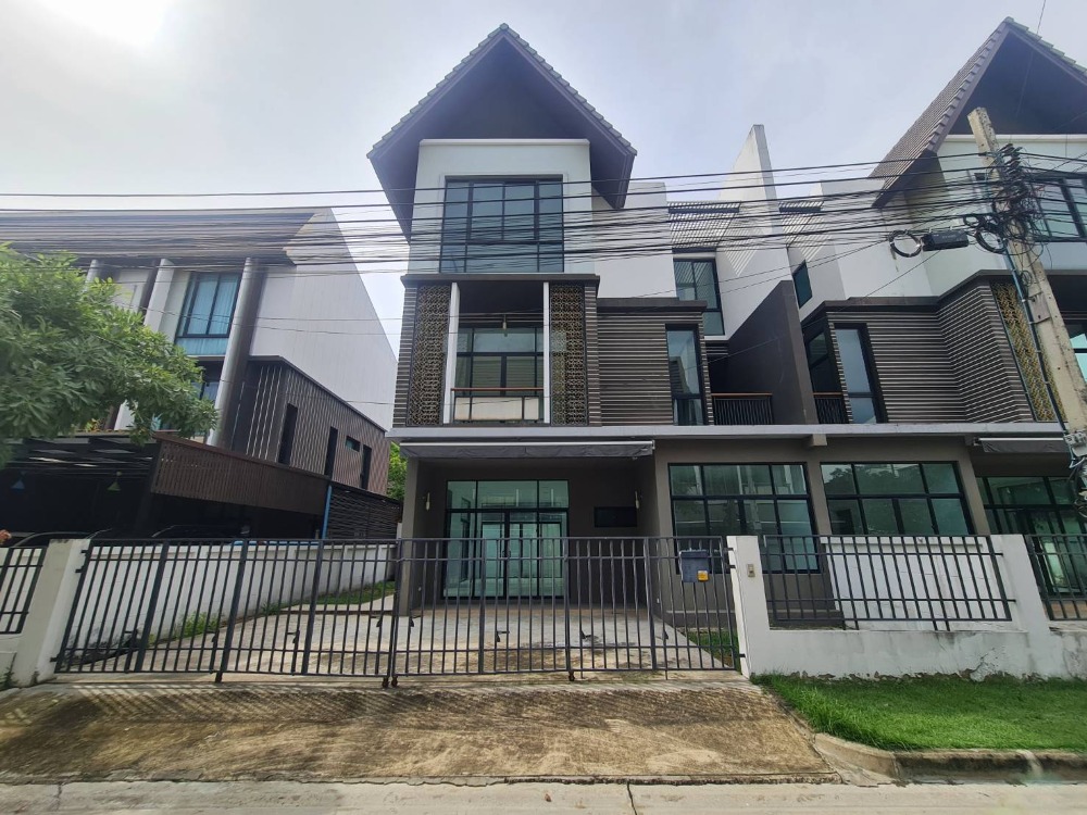 For SaleTownhouseBang Sue, Wong Sawang, Tao Pun : Twin house for sale, Flora wongsawang, 3 floors, good location, next to the Purple Line.