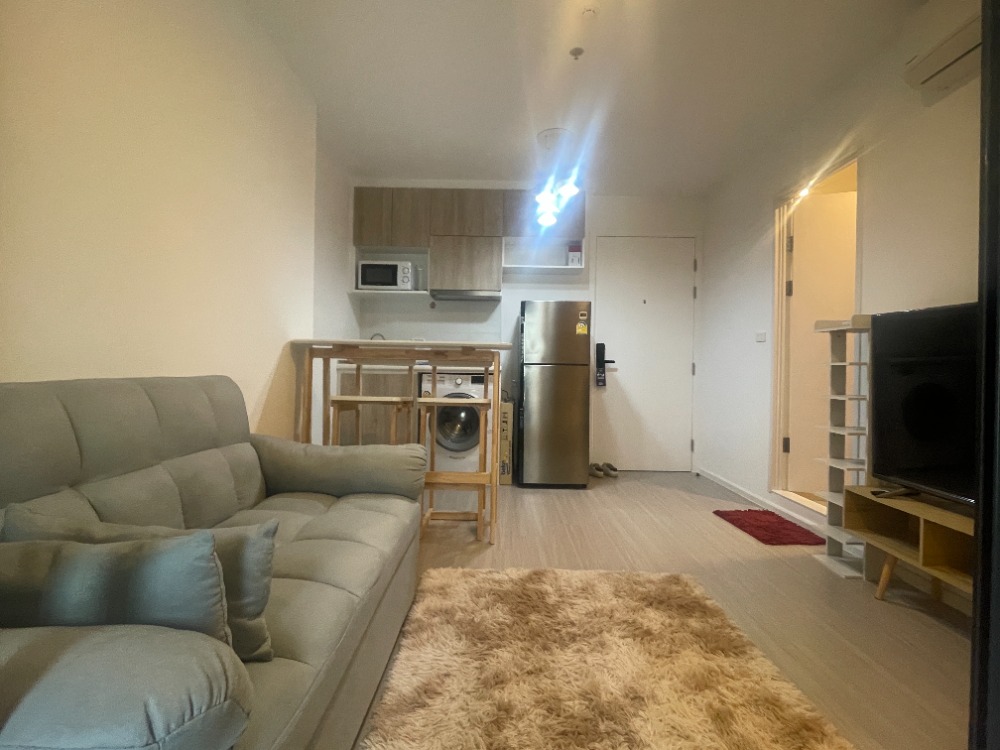 For RentCondoSapankwai,Jatujak : For rent, Denim Chatuchak, type 1 BR. Plus, fully furnished, ready to move in, high floor, beautiful view, only 16,000 baht / month.