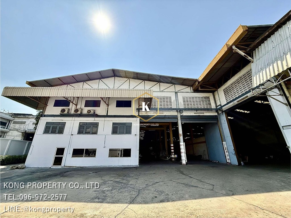 For RentWarehouseSamut Prakan,Samrong : Warehouse for rent with a crane on Pu Chao Saming Phrai Road, Phra Pradaeng, Samut Prakan, area 4,000 sq m