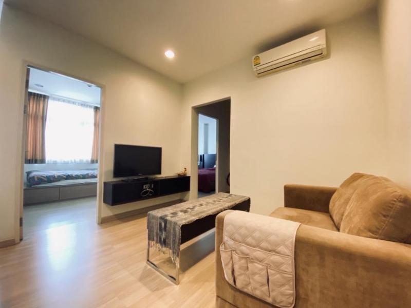 For RentCondoRatchathewi,Phayathai : For Rent Chewathai Ratchaprarop 2 Bedroom 1 Bathroom 46 sqm