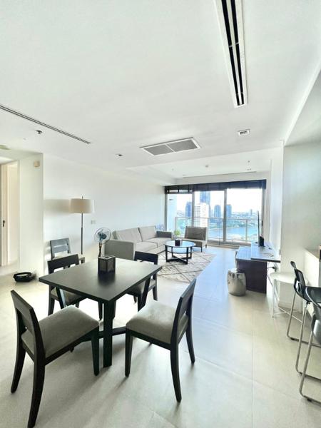 For RentCondoWongwianyai, Charoennakor : For Rent The River Condominium 2 Bedroom 3 Bathroom 138 sqm