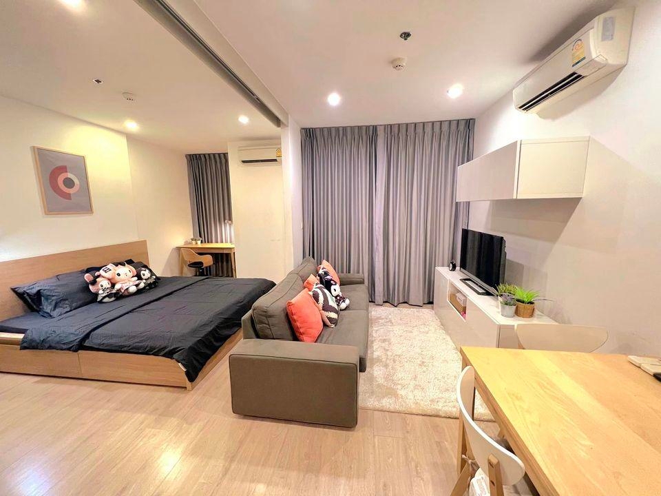 For RentCondoSiam Paragon ,Chulalongkorn,Samyan : Lets rent!!! Ideo Q Chula Samyan, 25th floor, city view, Chula Samyan area, very fully furnished room, close to Sam Yan MRT, only 270 meters 🚄🏙️🎉