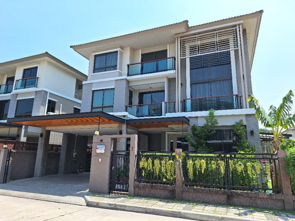 For SaleHouseNawamin, Ramindra : 3-story detached house, corner plot, beautiful house, very good price.