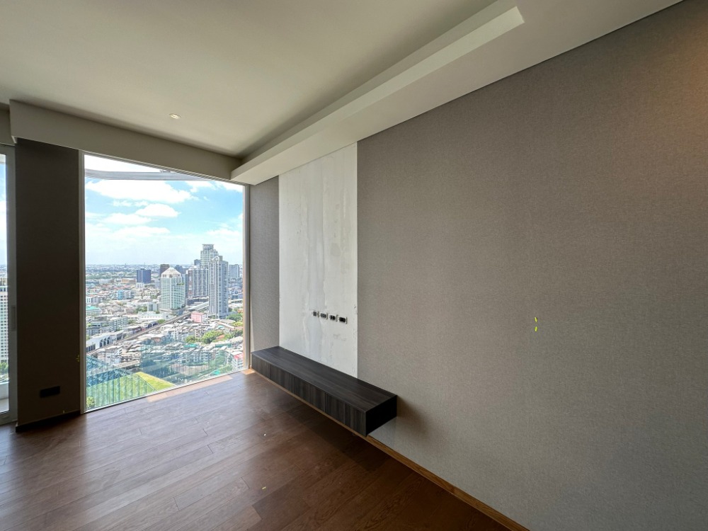 ขายคอนโดสุขุมวิท อโศก ทองหล่อ : Sukhumvit  42  /  Penthouse Sukhumvit Ekkamai