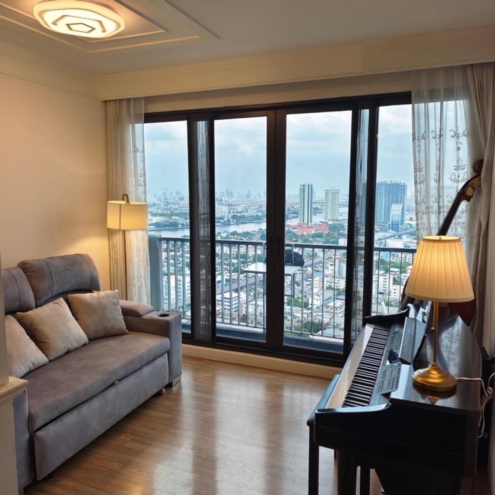 For SaleCondoPinklao, Charansanitwong : Selling the tree rio 61 sq.m. MRT in front of the project, room with 270 degree view, complete facilities.