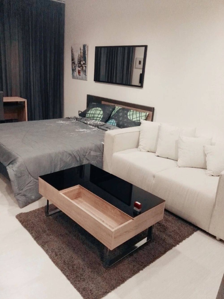 For RentCondoSukhumvit, Asoke, Thonglor : 🔐#PN2301_297🔐 Available and ready to move in Jan. 68🗓️Floor Rest (24 sqm. 1 bedroom, 1 bathroom) 𝐑𝐇𝐘𝐓𝐇𝐌 𝐒𝐮𝐤𝐡𝐮𝐦𝐯𝐢𝐭 𝟑𝟔-𝟑𝟖