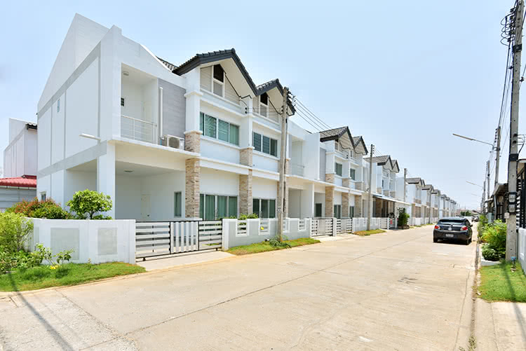 For SaleTownhouseChiang Rai : Urgent sale, townhome, Baan Fa Sai 6