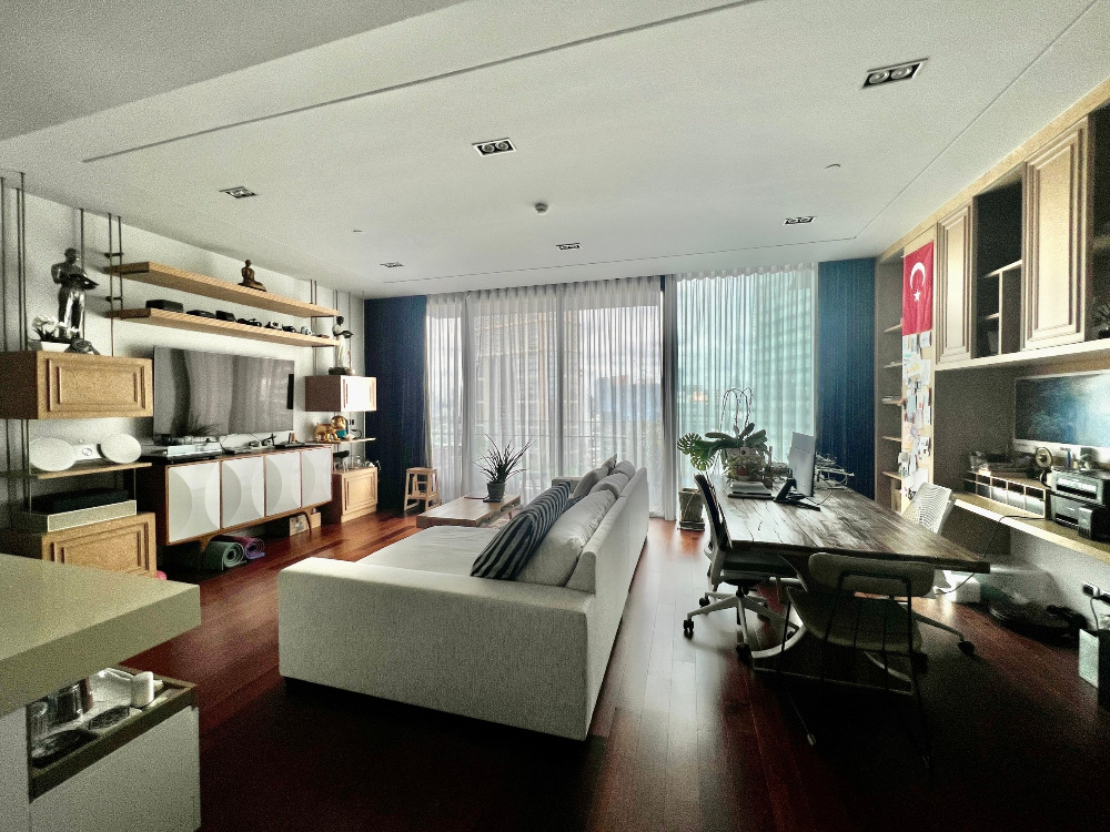 ขายคอนโดสุขุมวิท อโศก ทองหล่อ : Marque Sukhumvit 39: 2bed 2.5bath 133sqm. 56,000,000 Am: 0656199198