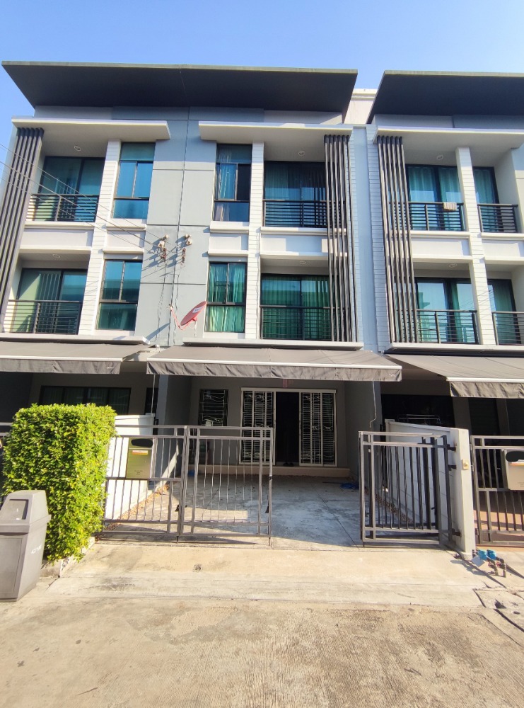 For RentTownhouseRattanathibet, Sanambinna : Townhouse for rent, 3 floors, Baan Klang Muang, Rattanathibet, near MRT Nonthaburi 1 Intersection