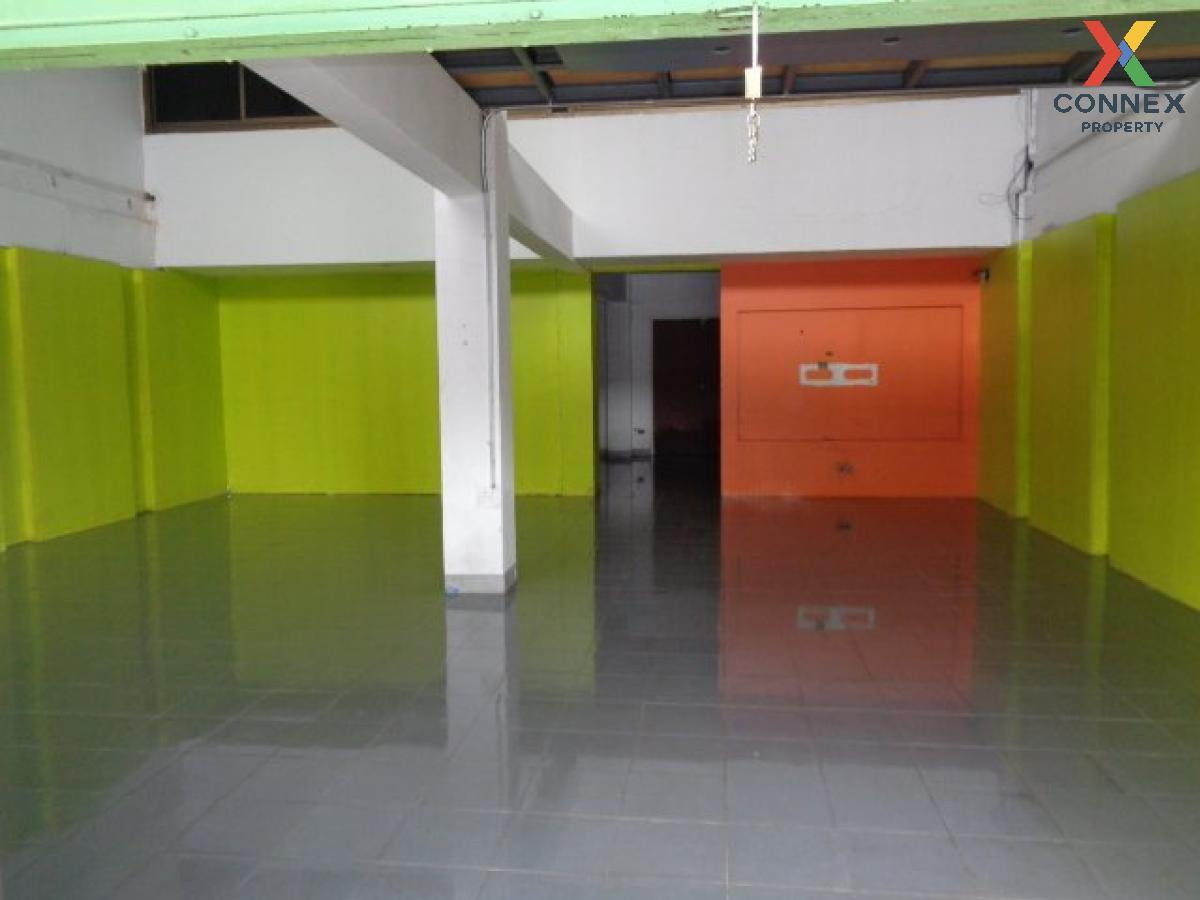 For SaleShophouseLadkrabang, Suwannaphum Airport : FOR SALE Commercial Building Paradise Terrace , 2 attached units, Lat Krabang , Lat Krabang , Bangkok , CX-81835