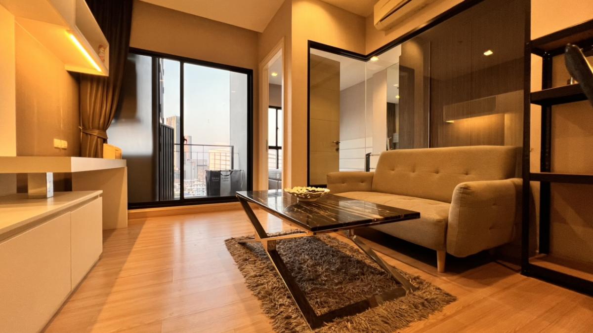 ให้เช่าคอนโดวงเวียนใหญ่ เจริญนคร : Urbano Absolute Sathorn-Taksin | 1 bedr. | 19K.Only | High floor