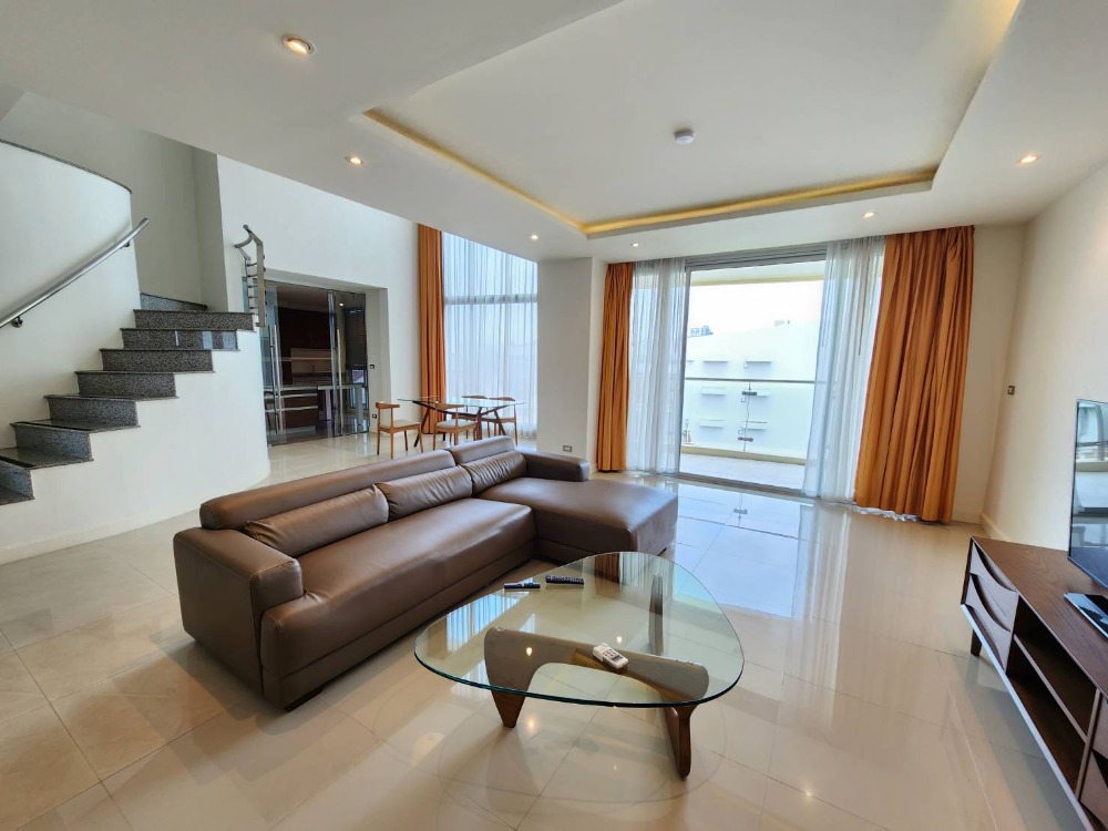 ให้เช่าคอนโดอ่อนนุช อุดมสุข : Duplex (2 Bed 208 Sqm) 🐱🐶 Pet Friendly - 75,000 THB Negotiable @BTS Ekamai, Phakanong