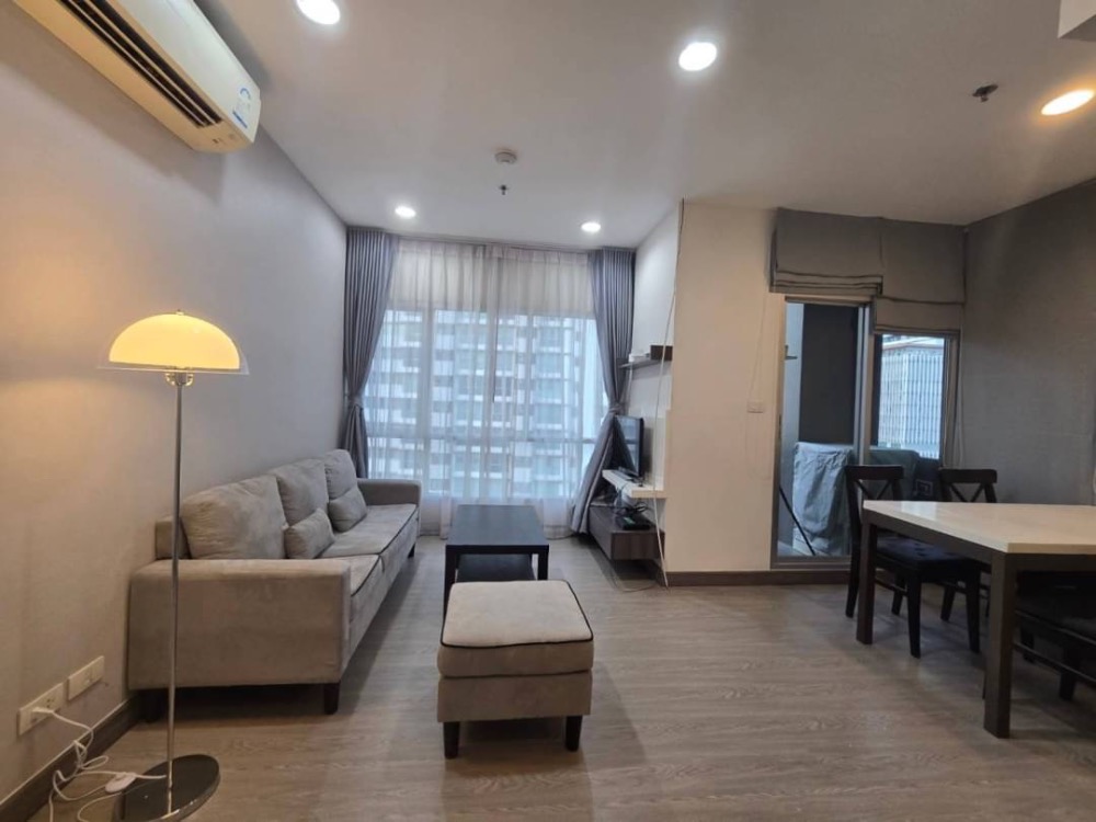 ให้เช่าคอนโดสาทร นราธิวาส : Centric Sathorn St-Louis 2 bedroom for Rent