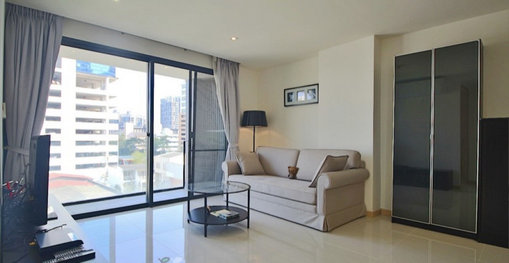 For RentCondoSukhumvit, Asoke, Thonglor : Condo for rent, Cond Socio Reference Sukhumvit 61, Socio Reference 61 Condominium 67 sq m.