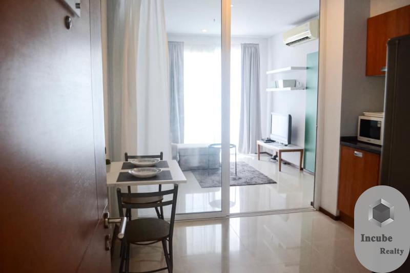 For SaleCondoWongwianyai, Charoennakor : For Sale Villa Sathorn 1 Bed 5.35 mb