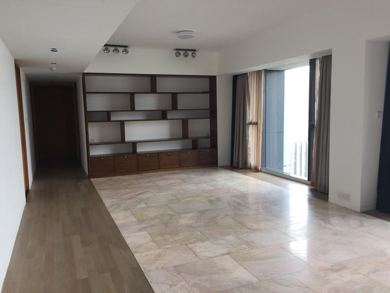 For SaleCondoSathorn, Narathiwat : Condo For Sale The Met Sathorn 3 Bedroom 4 Bathroom 198 sqm