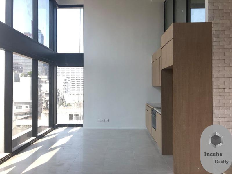 For SaleCondoSilom, Saladaeng, Bangrak : For Sale The Lofts Silom 2 Bed 11.5 mb