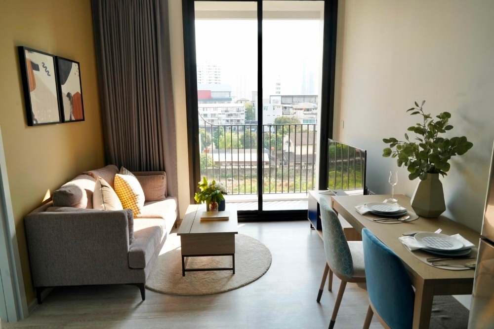 For RentCondoSukhumvit, Asoke, Thonglor : 🔥🔥#Urgent, ready to move in, reserve first 💦💦 Condo for rent XT Ekkamai 🟠#PT2407_098