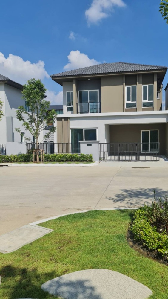 For RentHouseSamut Prakan,Samrong : Brand new house for rent at Grand Pleno Mega Bangna (Fully Furnished). Welcome agent!!