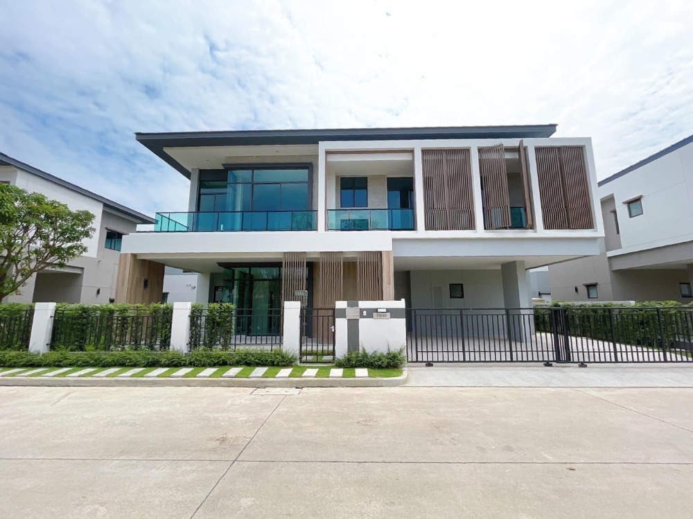 For SaleHouseVipawadee, Don Mueang, Lak Si : Bangkok Boulevard Don Mueang-Chaengwattana Beautiful plot in front of the garden, new house! Ready to decorate Built-in